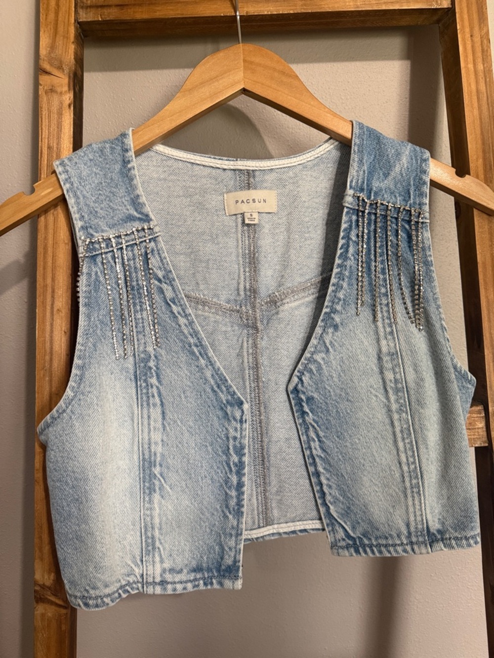 PacSun Light Blue Cropped Denim Vest with Silver Chain Fringe - Picture 3 of 5